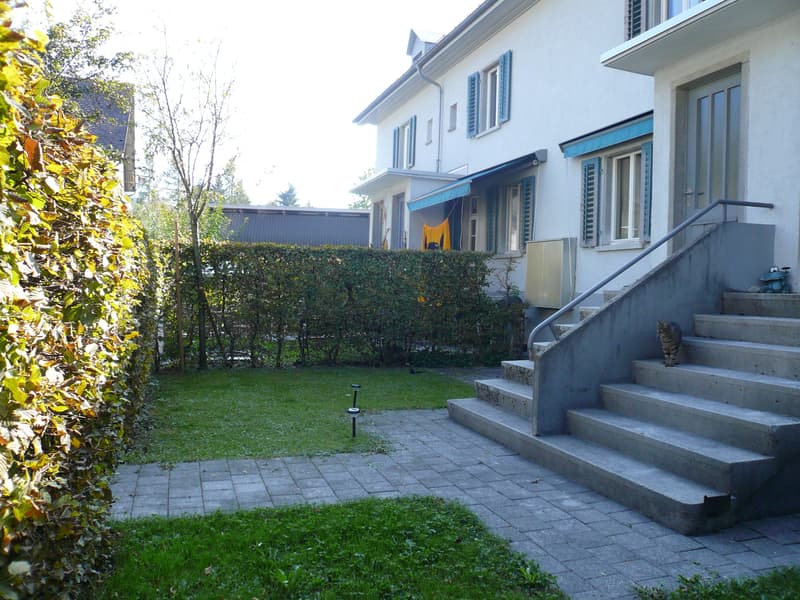 kinderfreundliche Lage, nähe Einkaufsmöglichkeiten/Schule/Kindergarten (4)