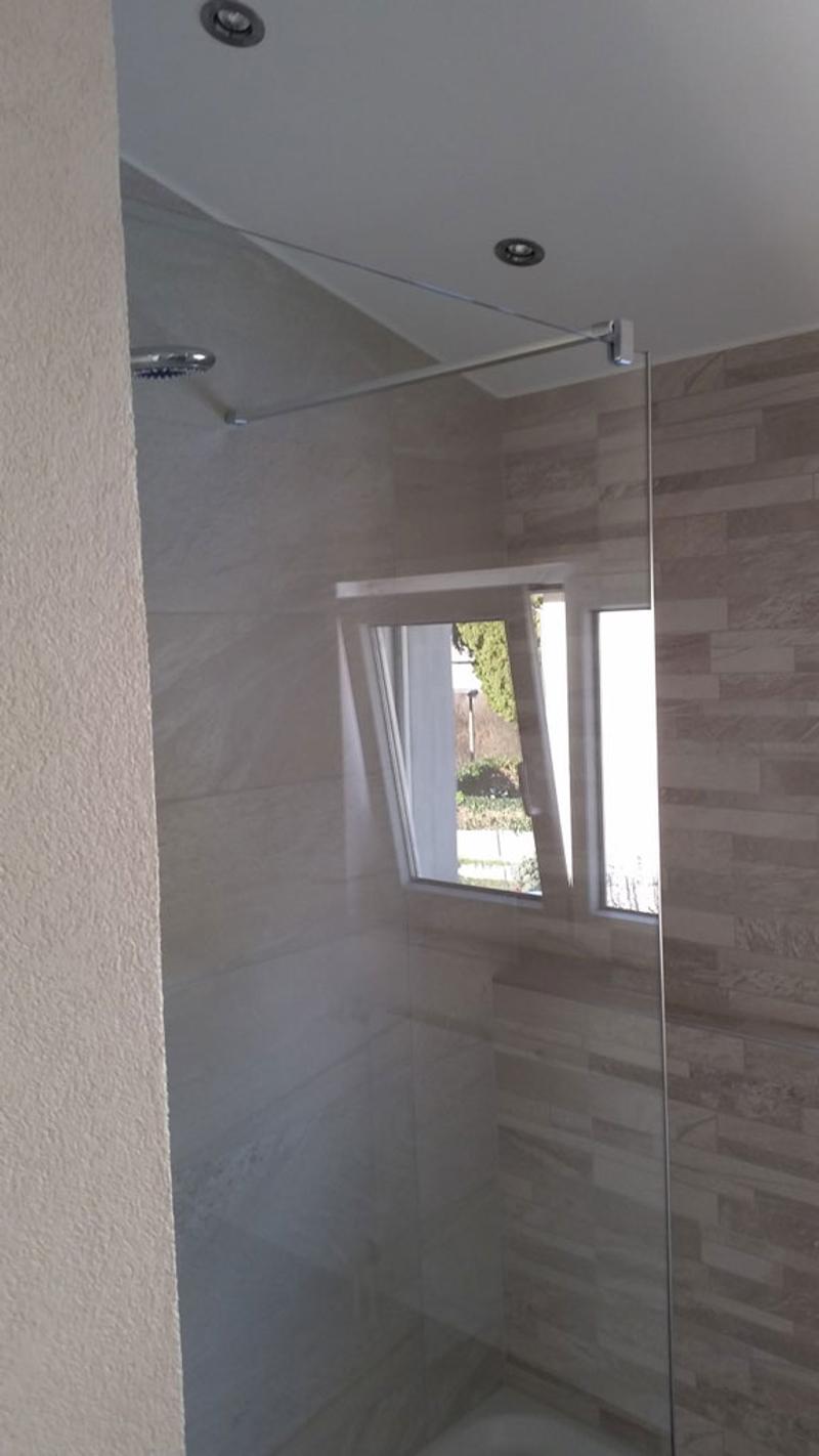 Charmantes Doppeleinfamilienhaus mit Garten (2)