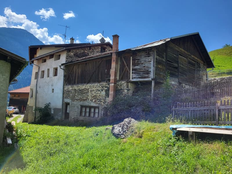 Chasa sül Dös (1)