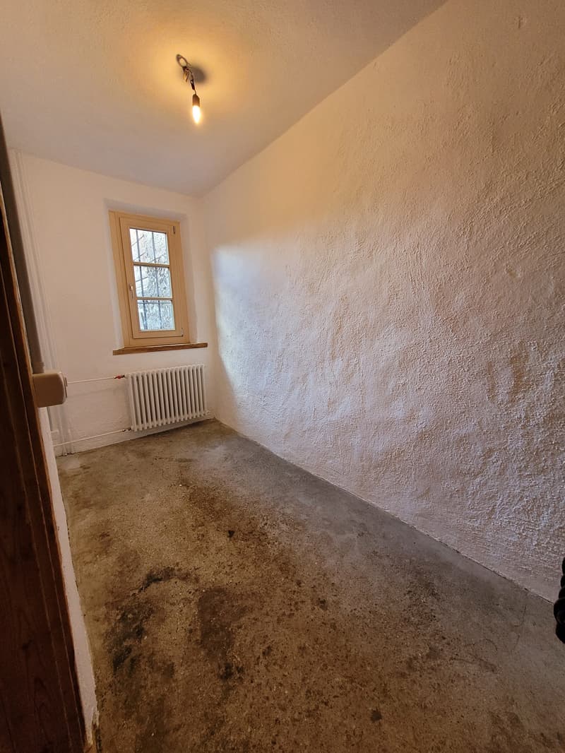 Renovierte 3.5-Zimmer-Wohnung in Sta. Maria (7)