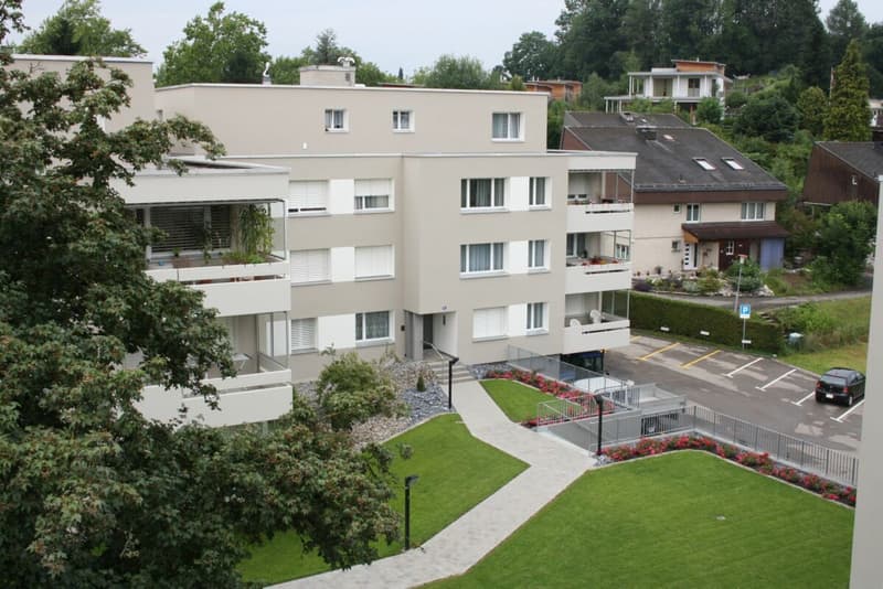 Appartement calme au 2e étage (1)