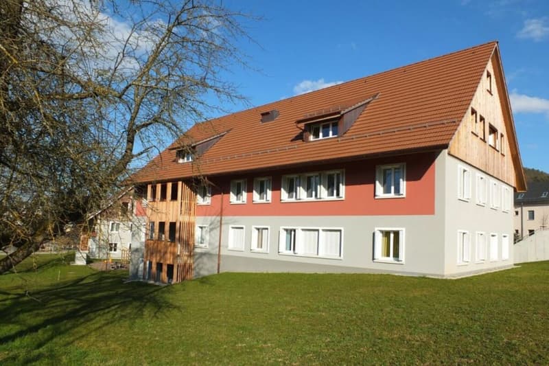 SPACIOUS MAISONETTE APARTMENT IN RURAL IDYLL (1)