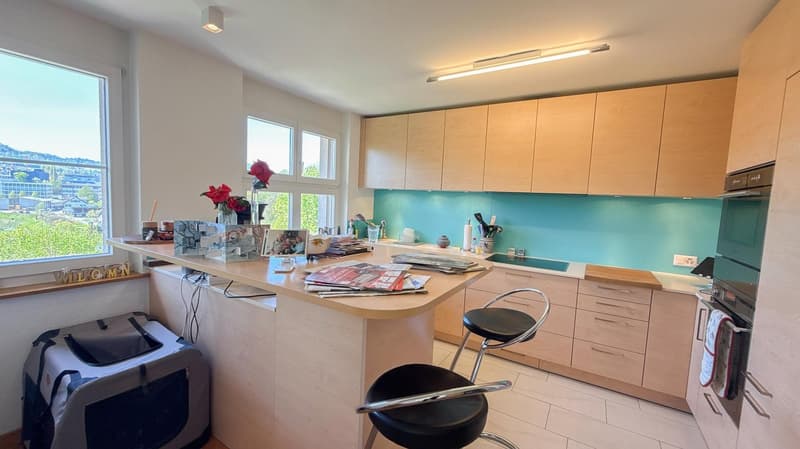 Grand 6.5-room semi-detached house with idyllic plot (4)