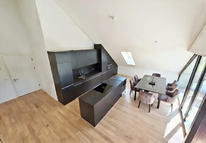 3.5-room attic pearl with sensational ceiling height and terrace (1)