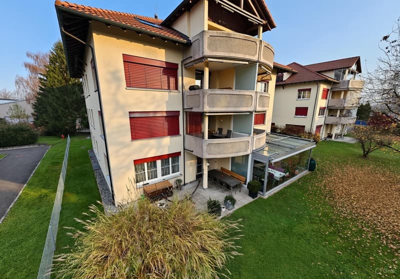 Appartamento da giardino di 4,5 locali con ampio posto a sedere - vivere come in una casa unifamiliare (1)