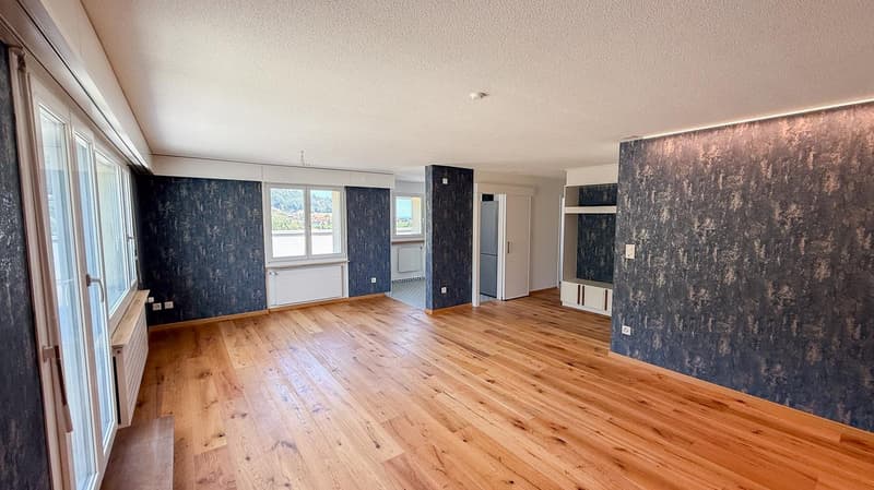 Charmant appartement en attique 2½ pièces avec grande terrasse & vue panoramique à Grub AR (6)