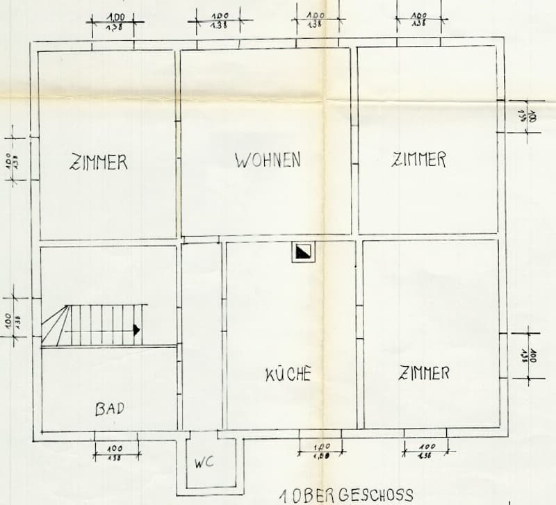 Spannendes Zweifamilienhaus mit 4 Garagenplätzen - Preis bankengeprüft! (25)