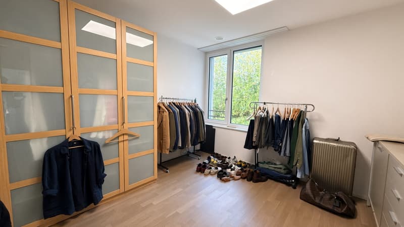 Eine Perle mit Seesicht – stilvolle 3½-Zimmer-Wohnung (9)