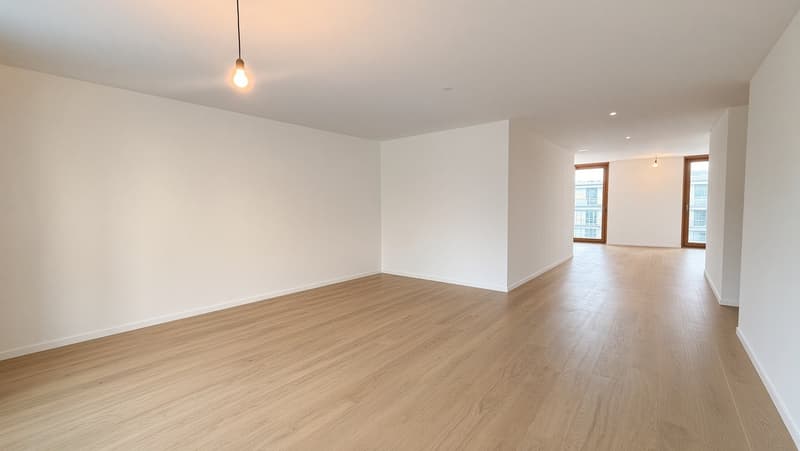 Attraktive 4 1/2 Zi. Stadtwhg.mit 2 Balkonen & Weitsicht (2)