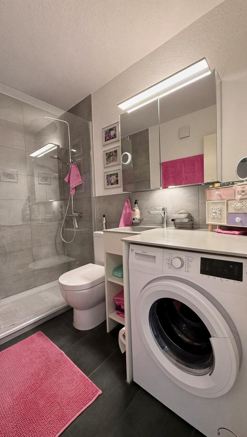 Charmante, oberste 2.5-Zimmerwohnung mit Panoramablick in St. Gallen (4)
