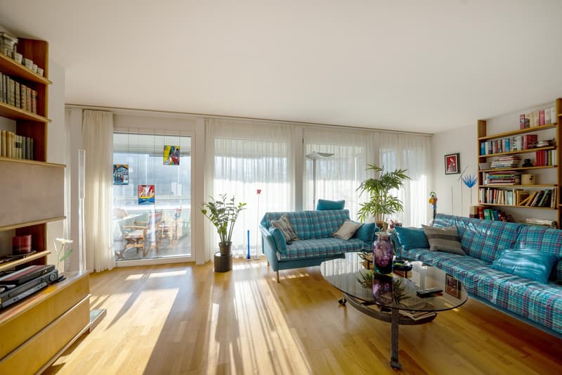 Grand appartement en propriété dans un endroit calme avec place de parking souterrain ! (6)