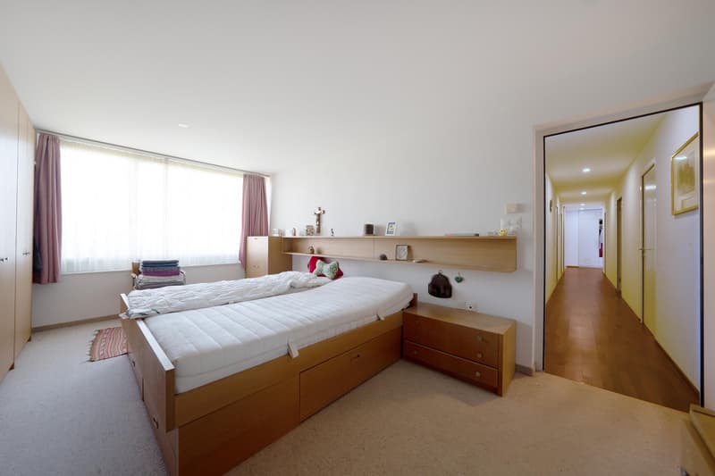 Grand appartement en propriété dans un endroit calme avec place de parking souterrain ! (13)