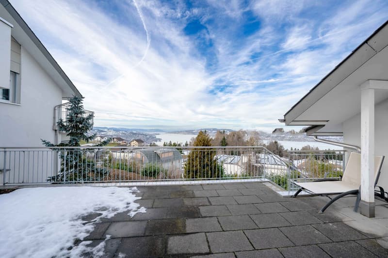 7.5-room single-family house with fantastic lake view in Feusisberg (8)
