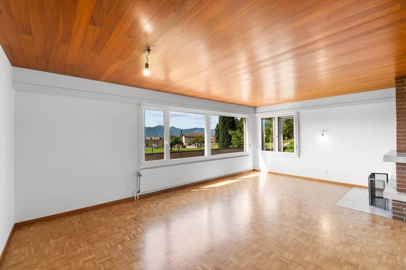 Spacious 9-room single-family house with a far-reaching view (9)