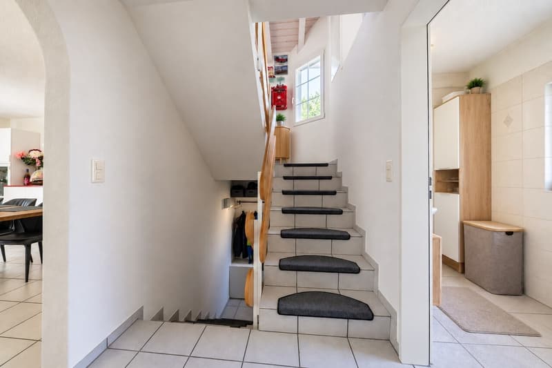 Gepflegtes 5½-Zimmer-Einfamilienhaus mit Garten, Veranda und Hobbyraum (7)