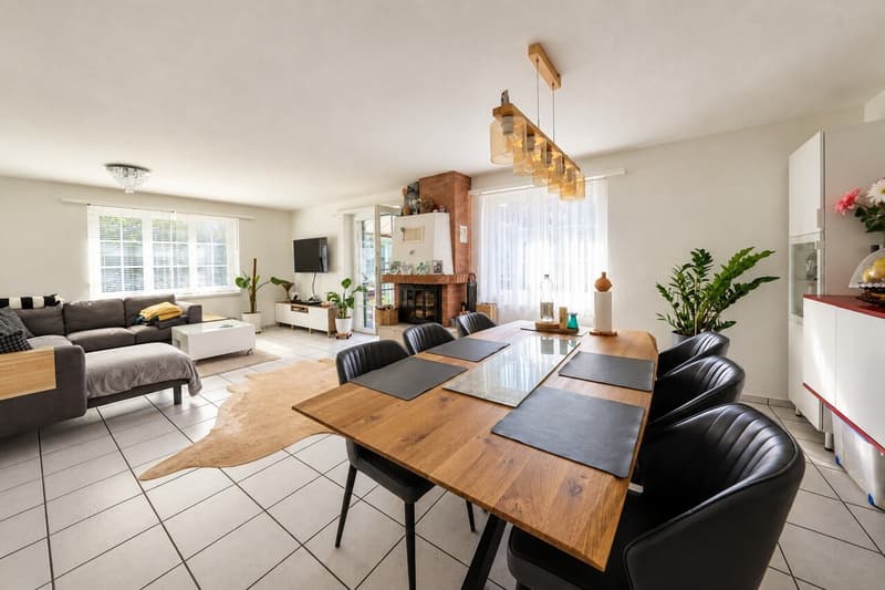 Gepflegtes 5½-Zimmer-Einfamilienhaus mit Garten, Veranda und Hobbyraum (5)