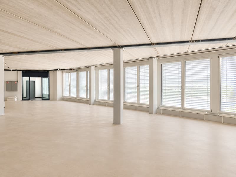 Espaces de bureau planifiables individuellement dans un emplacement favorable au trafic (7)