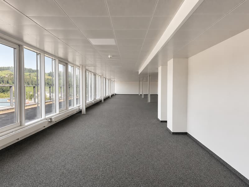 Espaces de bureau modernes et lumineux avec options de construction flexibles dans un emplacement bien desservi (4)