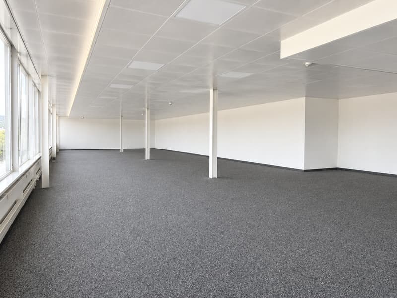 Espaces de bureau modernes et lumineux avec options de construction flexibles dans un emplacement bien desservi (5)