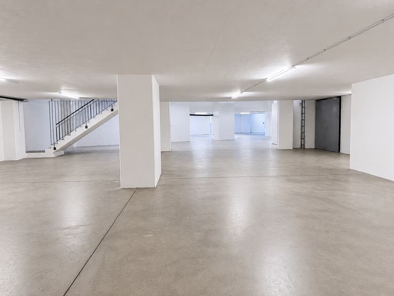 Spazio di stoccaggio efficiente con accesso diretto e collegamento ottimale (7)