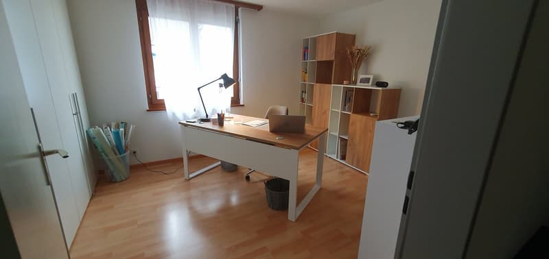 Helle 4.5-Zimmer-Wohnung mit Balkon und Kamin in Müllheim (9)