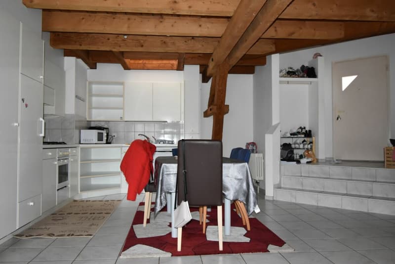 gemütliche Dachwohnung mit Balkon / Zentrum Neuhausen (2)