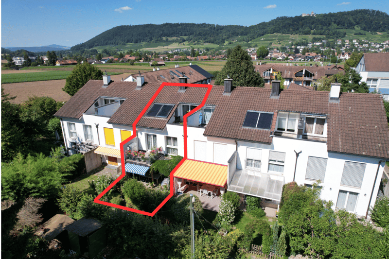 Familienfreundliches Reihenfamilienhaus mit sonnigem Garten (1)