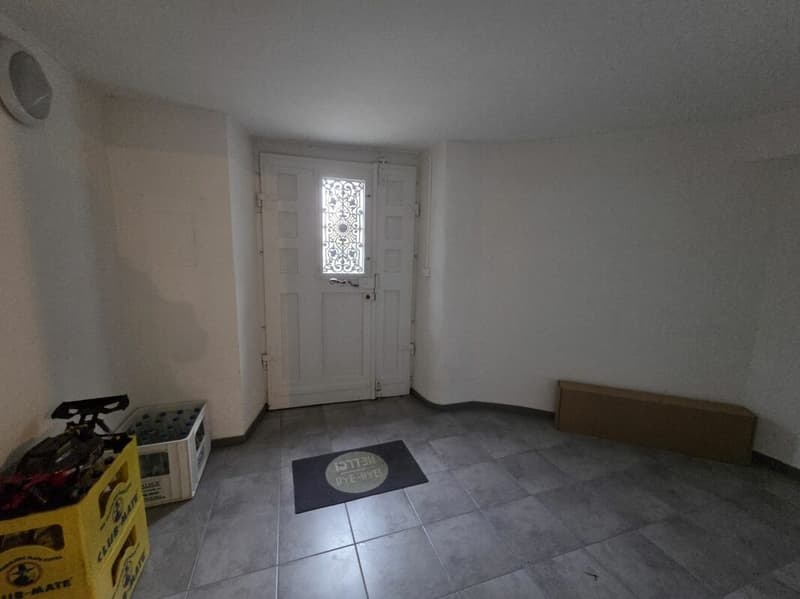 Studio, Office (5)