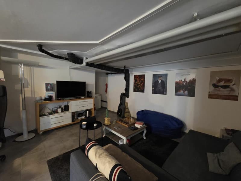Studio, Office (3)