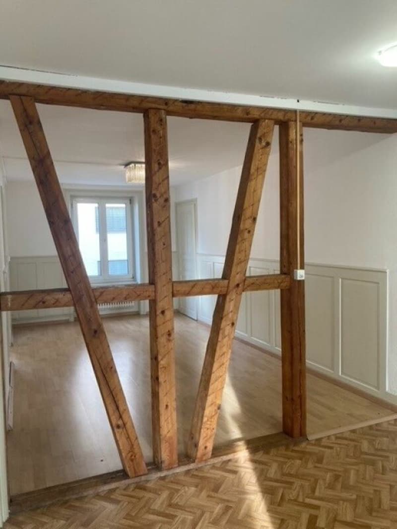 Preiswerte 4.5-Zimmerwohnung im 2.OG (2)