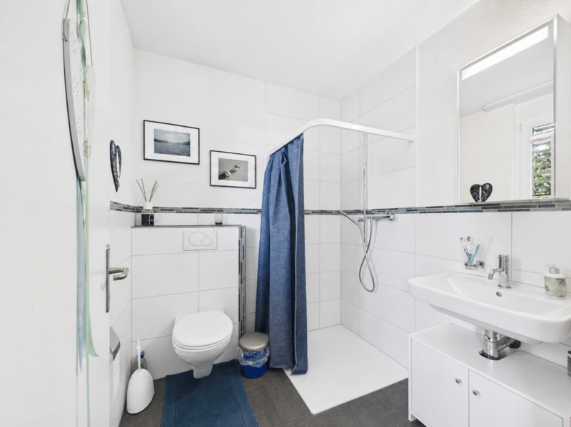 Badezimmer EG
