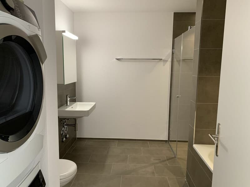 Moderne 2.5-Zimmerwohnung an zentraler Lage in Steckborn (3)