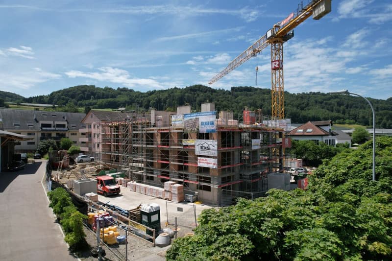 Exklusive 5.5-Zimmer Wohnung mit Blick auf den See (3)