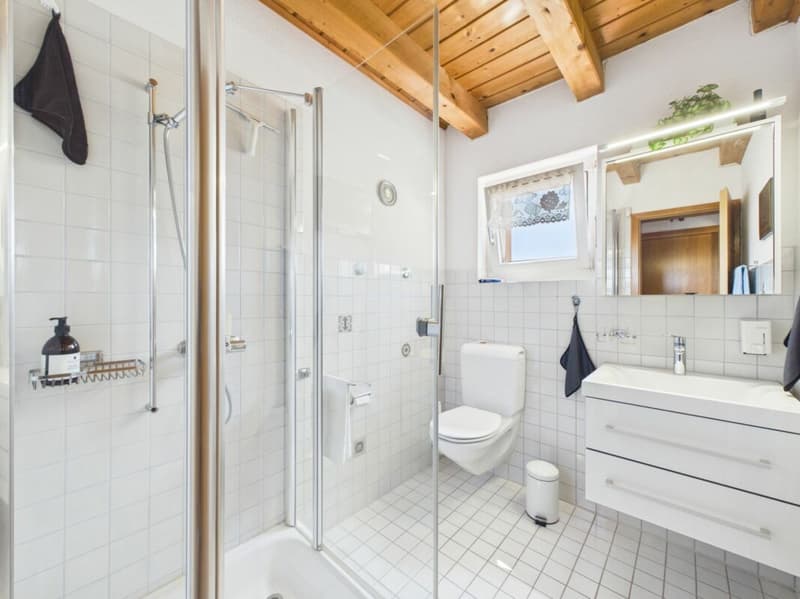 Exlusives, freistehendes Einfamilienhaus mit traumhafter Aussicht (8)