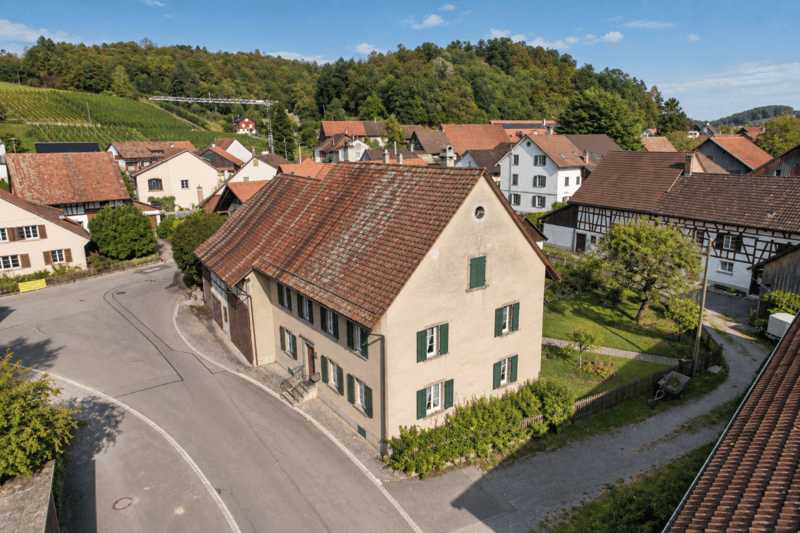 Historisches Wohnhaus mit Scheune und Entwicklungspotenzial (2)