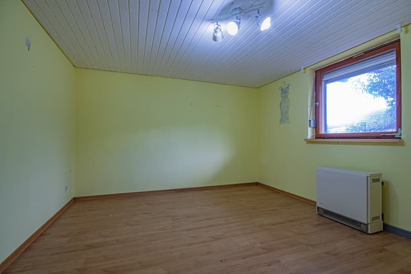 Deux maisons jumelées polyvalentes avec un grand potentiel d'expansion à Weilheim-Heubach (9)
