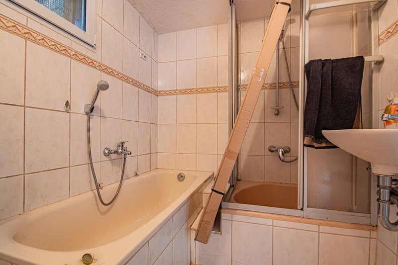 Deux maisons jumelées polyvalentes avec un grand potentiel d'expansion à Weilheim-Heubach (8)