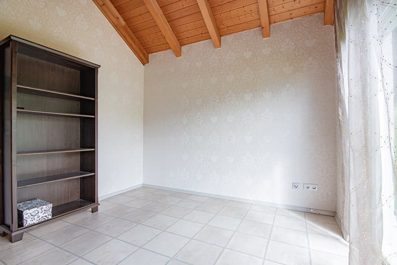 Deux maisons jumelées polyvalentes avec un grand potentiel d'expansion à Weilheim-Heubach (26)