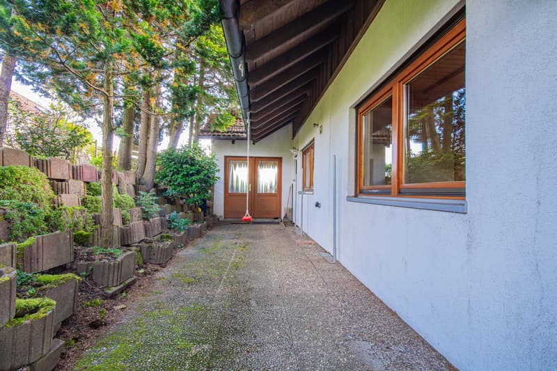 Two well-maintained condominiums with large garden in Rickenbach - Egg (32)