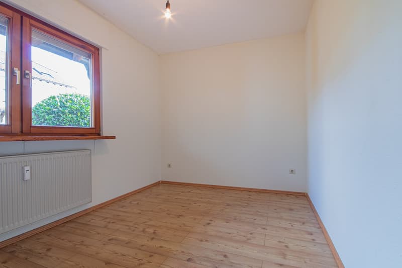 Two well-maintained condominiums with large garden in Rickenbach - Egg (13)