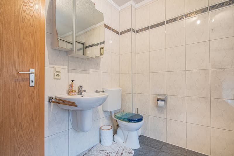 Lots of space for the whole family - semi-detached house with garden in Waldshut (Bergstadt) (14)