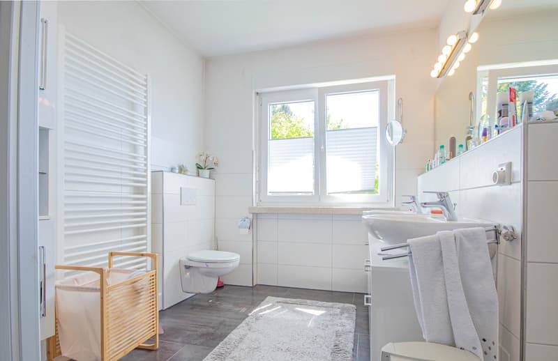 Living close to nature with an extraordinary amount of space – single-family house in a quiet location on the outskirts of Häusern (20)