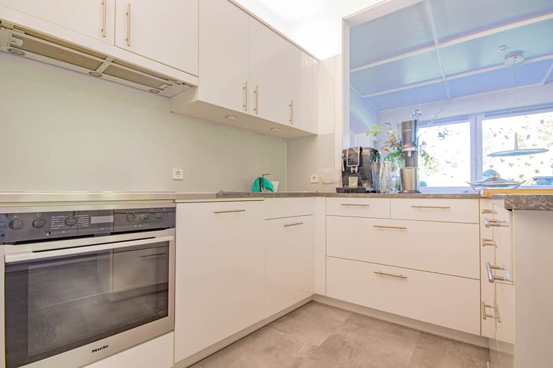 Living close to nature with an extraordinary amount of space – single-family house in a quiet location on the outskirts of Häusern (9)