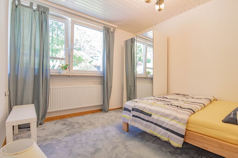 Living close to nature with an extraordinary amount of space – single-family house in a quiet location on the outskirts of Häusern (25)