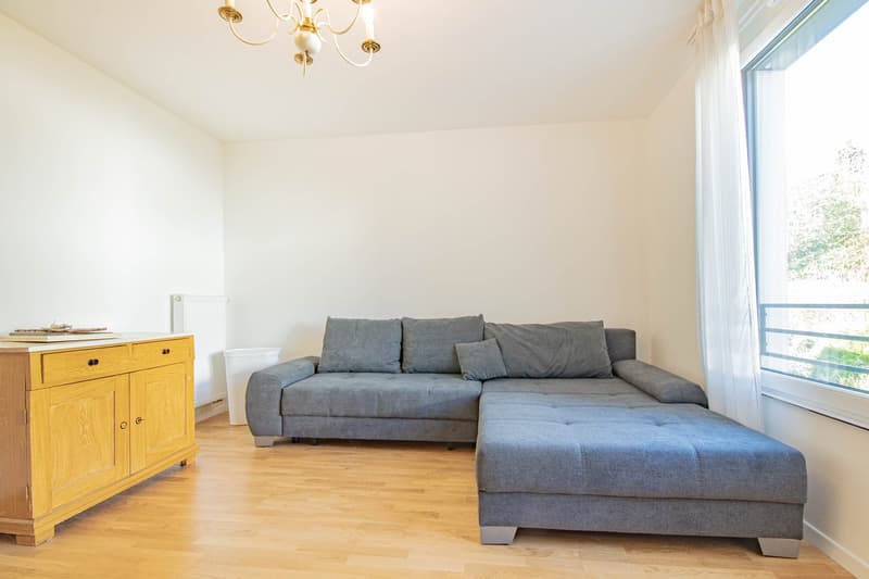 Votre nouvelle maison – maison mitoyenne quasi neuve avec terrasse à Horheim (16)