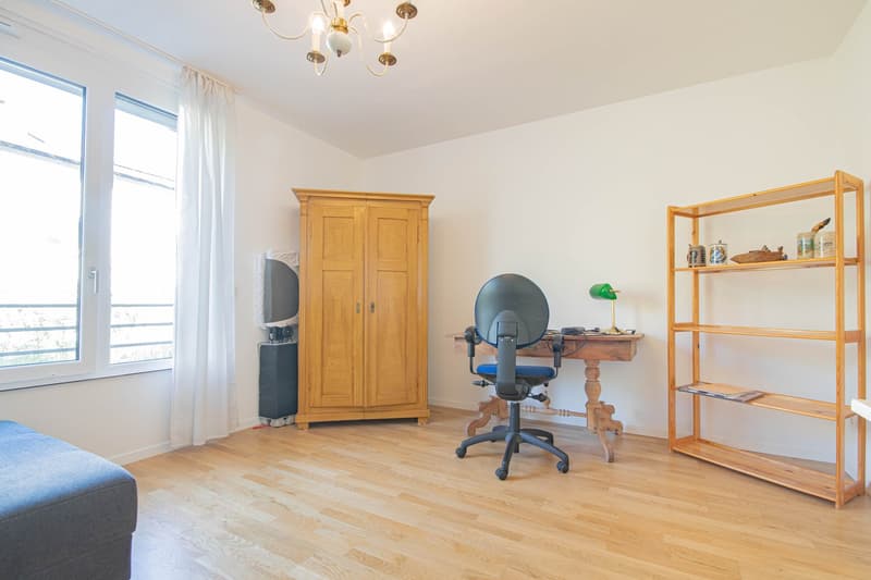 Votre nouvelle maison – maison mitoyenne quasi neuve avec terrasse à Horheim (15)