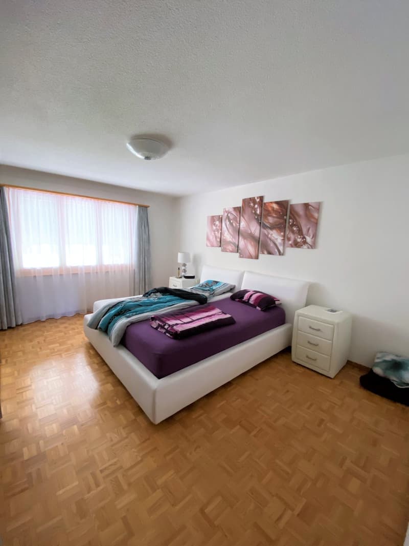 Maisonette di 4,5 locali sotto il tetto in un'area verde (4)