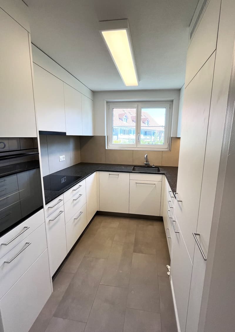 Frisch sanierte 4 1/2-Zimmer-Wohnung in Dinhard (2)