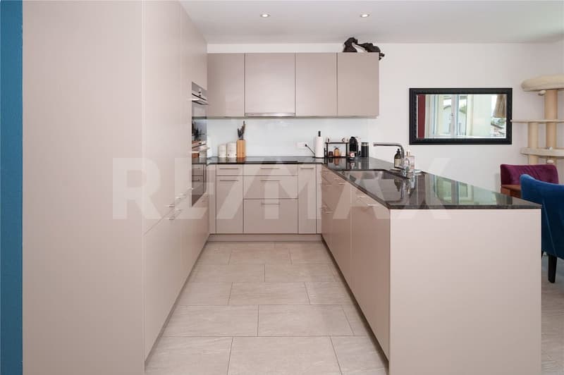 4 1/2 Zimmerwohnung mit grossem Balkon (4)