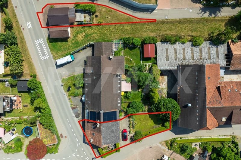 A spacious semi-detached Flarz house with an idyllic garden (3)